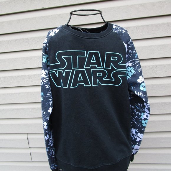 Star Wars Tops - Star Wars Sweatshirt Size Small